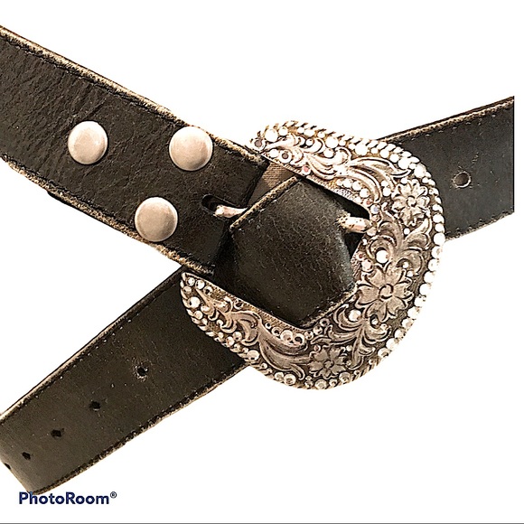 Black Leather Belt w/Western Flare Buckle, Sz. L. Perfect condition. Like new. - Picture 3 of 11